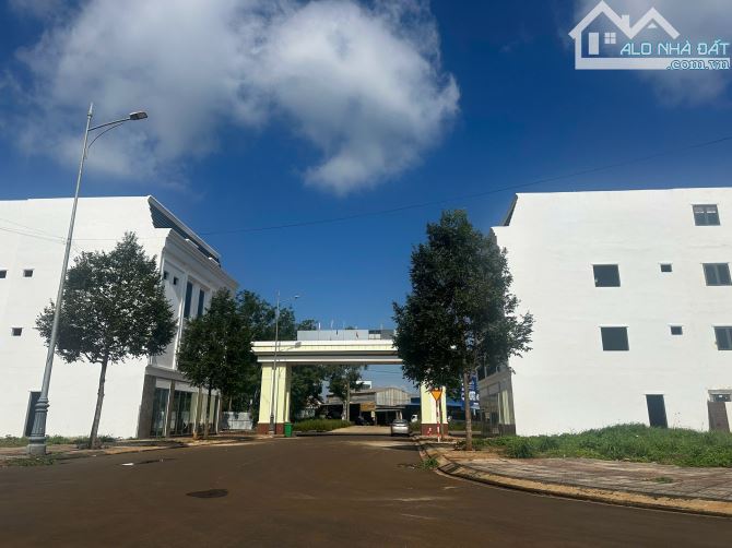 Lô góc đối lưng shophouse, đối diện công viên, gần ngay cổng chào, đường 18,5m KĐT Ân phú - 1