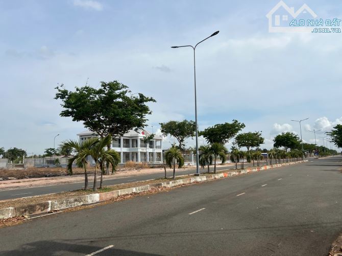 ĐẤT NỀN Q9 - SỔ ĐỎ TỪNG NỀN LIỀN KỀ VIN Q9 - GIÁ 28TR/M2 - 1