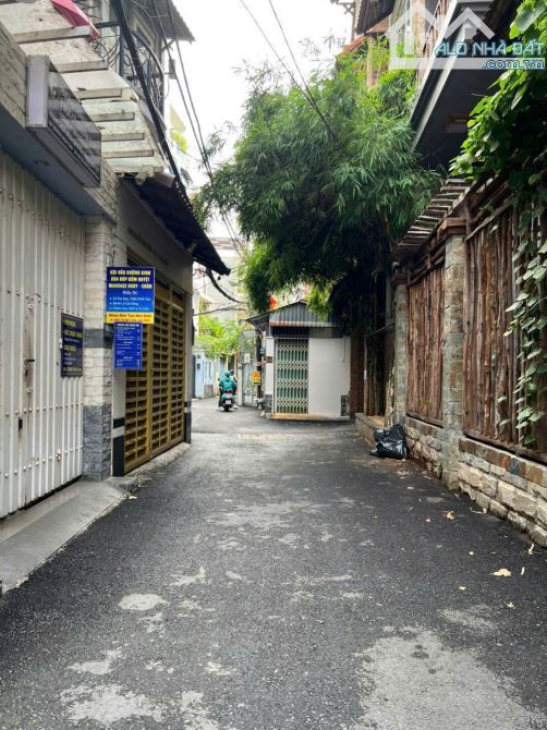 BÁN NHÀ HXH TRẦN QUANG DIỆU. Q3 . DT:4,3X20M. 4 TẦNG BTCT, GIÁ 15 TỶ - 1