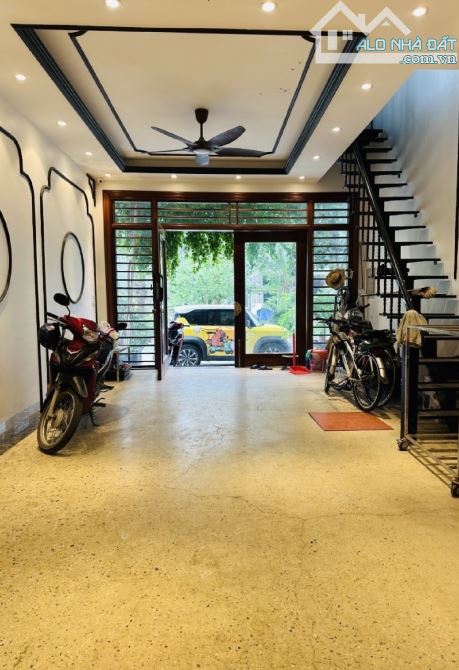 Nhà VIP khu đất dịch vụ - 2 oto ngủ trong nhà  - 6 Tầng thang máy - Nội thất nhập - 1
