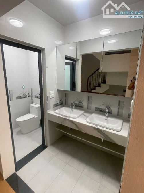 Nhà như khách sạn 5 sao giữa lòng Hà Đông Liền kề Văn Phú 78m2, 5 tầng thang máy - 1