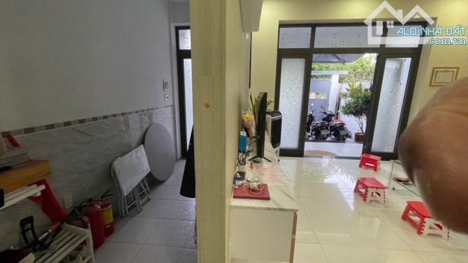 Siêu rẻ!! Bán nhà 3 tầng Khuê Mỹ Đông, 102m2, ngang 6m, view công viên, nhỉnh 16 tỷ - 1