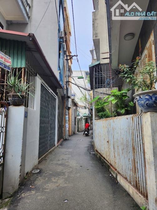 Phú Diễn – 180m², 3 tầng, giá 18,2 tỷ. Cách đường ô tô tránh 35m, ô tô nhỏ đỗ cửa. - 1
