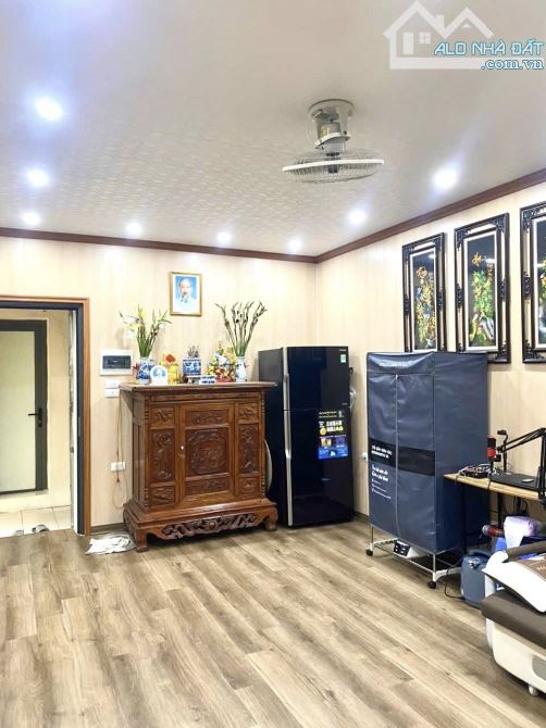 NHÀ TẬP THỂ TÔN ĐỨC THẮNG - 2 MẶT THOÁNG TRƯỚC SAU - GẦN HỒ VĂN CHƯƠNG - DT 55M2 GIÁ 3,2TỶ - 1