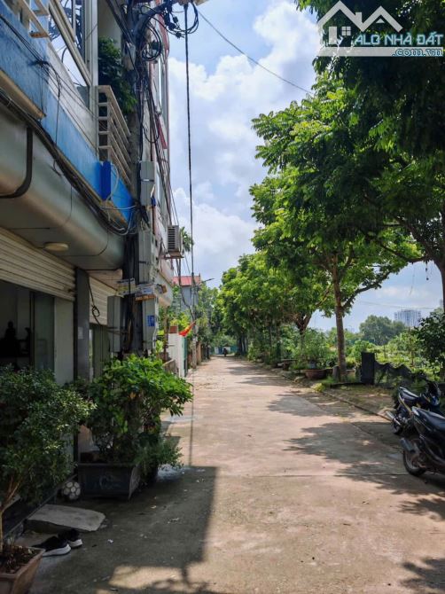 BÁN NHÀ PHỐ LIÊN MẠC - 40M², 4 TẦNG, 3.5M MẶT TIỀN - 5 TỶ - NHÀ MẶT NGÕ - Ô TÔ TRÁNH - 1