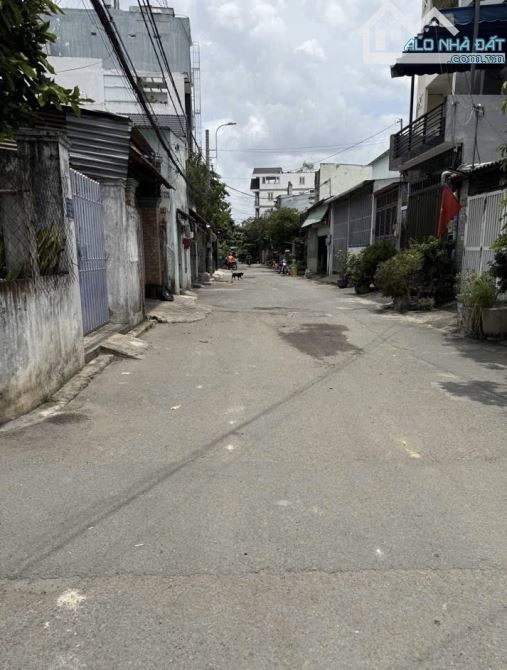 NHÀ ĐẸP NGAY NGÃ 5 NGUYỄN THỊ TÚ – HẺM XE HƠI 12M, GIÁ CHỈ 4 TỶ - 1