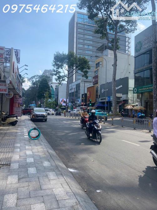 Bán nhà mặt tiền Nguyễn Thị Minh Khai, Phường Bến Thành, Quận 1 – 3 tầng, HĐ thuê 55 - 1