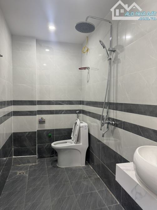 Nhà Văn điển 38m2, 5 tầng, ô tô đỗ cổng, sổ đỏ chính chủ - 1