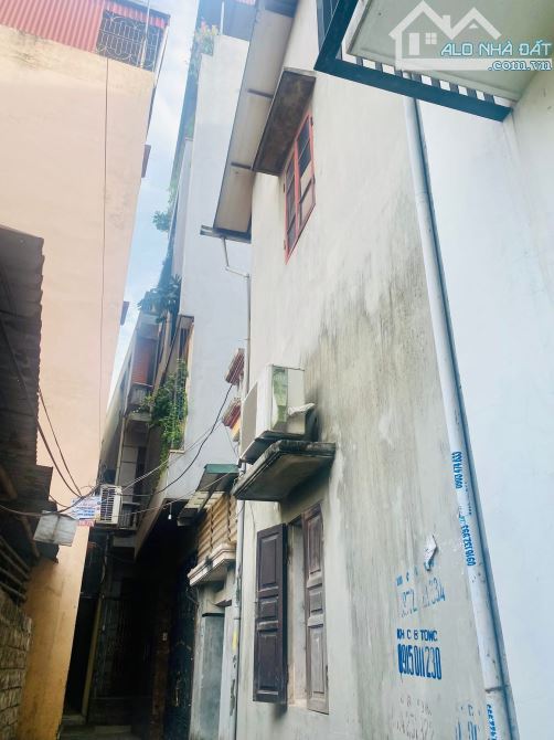 Bán nhà 2 tầng Ngọc Thuỵ- 54m2, ngõ nông, ô tô rất gần- Chẵn 10 tỷ - 1