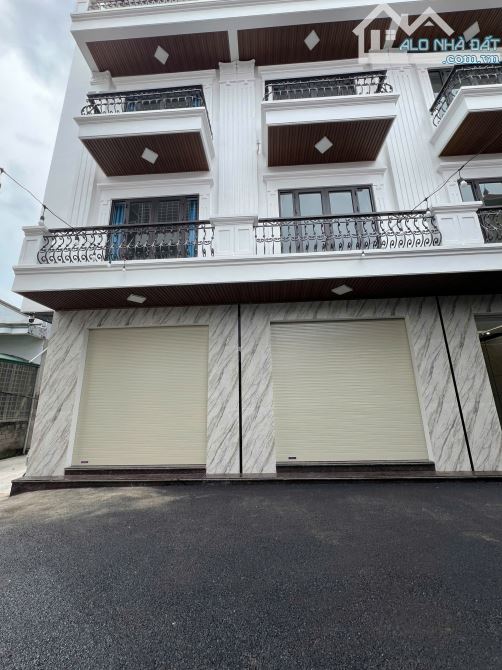 L.A.Đức- Dãy nhà 9 căn đường Nguyễn Bình Khiêm - 60-72m2 - 4 tỷ 200 - 1