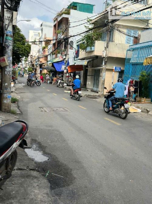 Bán Gấp Nhà Nguyễn Thị Tần - 120m², 2 Tầng - Chỉ: 17 tỷ Thương Lượng - 1