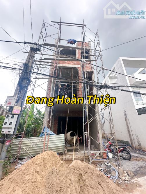 CHỦ GỞI BÁN NHÀ 1 TRỆT 2 LẦU (HOÀN CÔNG) ĐANG HOÀN THIỆN TẠI KDC BỬU HOÀ. GIÁ CHỈ 4,2 TỶ - 1