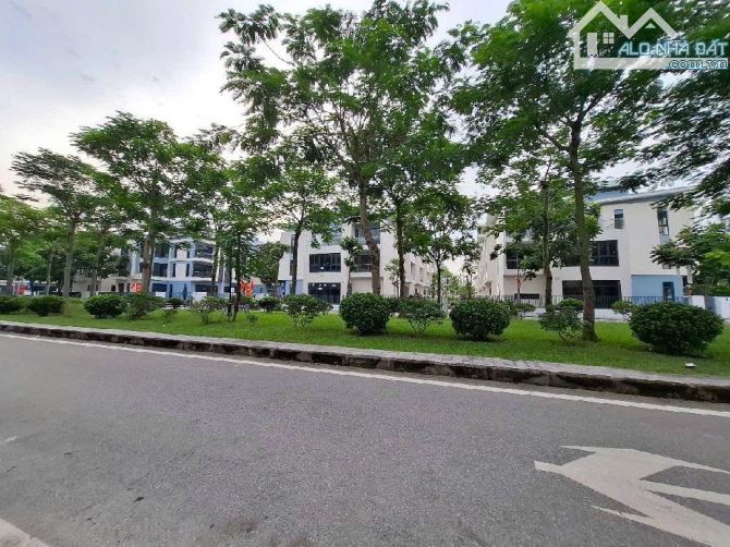 BÁN LIỀN KỀ AN HƯNG, DƯƠNG NỘI, MẶT ĐƯỜNG ĐÔI, DT 83M, 5 TẦNG, THANG MÁY ,GIÁ 28.6 TỶ - 1