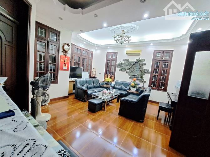 - KDT ĐỊNH CÔNG VỈA HÈ Ô TÔ  - ĐẸP NHẤT KHU ĐT ĐỊNH CÔNG _ VIEW THOÁNG Gần ĐƯỜNG 2.5 _ Căn - 1