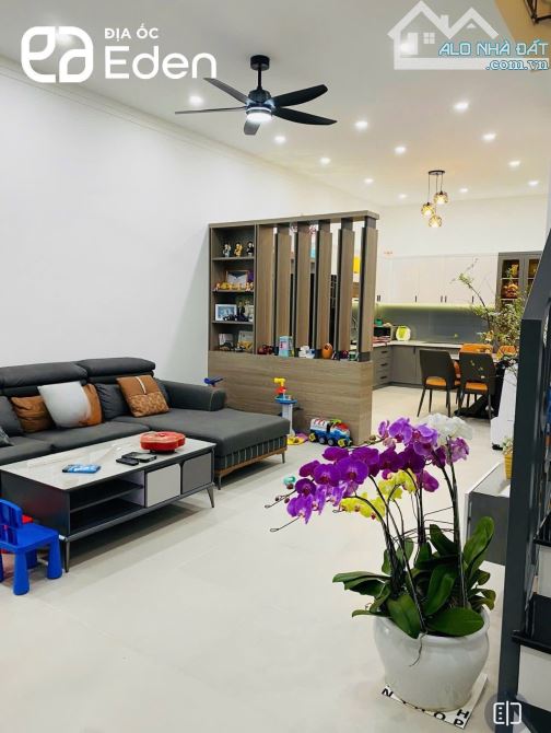 Nhà 2 mê Hẻm 53 Ngô Gia Tự gần Coop Mark - 1