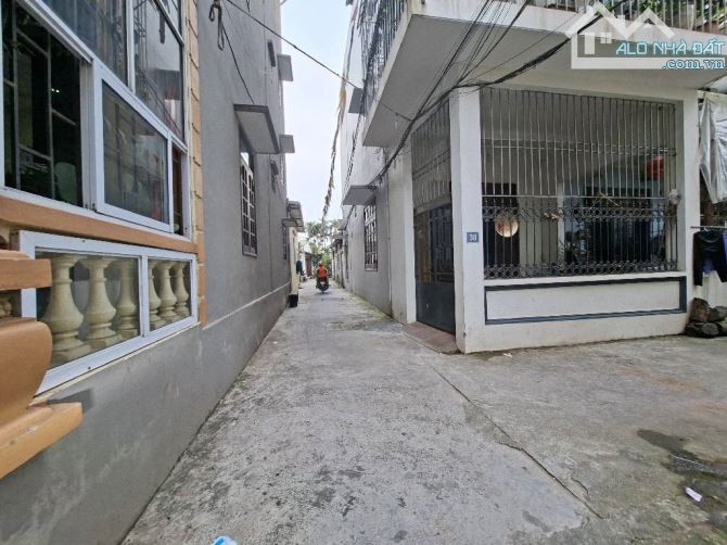 BÁN GẤP LÔ ĐẤT VUÔNG ĐẸP 40M2 – Ô TÔ VÀO NHÀ – CÁCH TRÂU QUỲ 1KM – GIÁ TỐT KHÓ TÌM! - 1