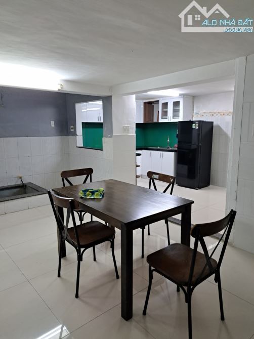 Cho thuê nhà 3 tầng kiệt ô tô đường Núi Thành, Hoà Cường, Đà Nẵng - Diện tích 80m2 - 1