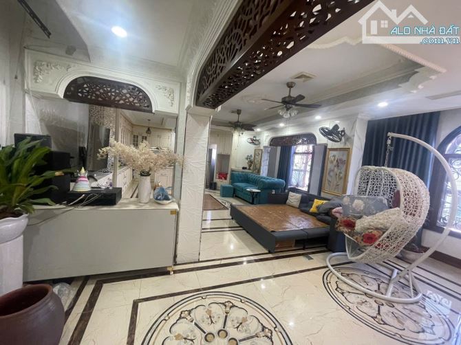 BÁN TÒA NHÀ KHU ĐẤU GIÁ MẪN BỒI – GỐC GĂNG, LÔ GÓC 83M², 8 TẦNG, 45 TỶ - 1