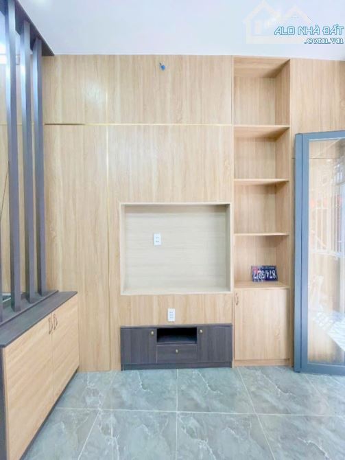 Nhà 3 tầng , 18m2 , Hẻm 3m , Tôn Thất Thuyết Quạnb4. - 1