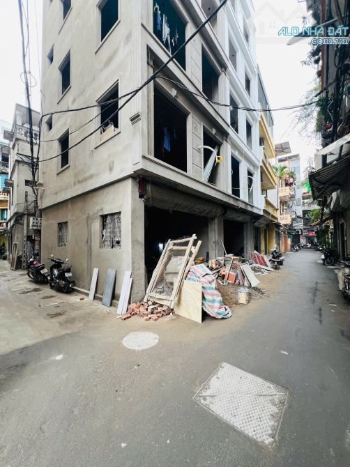 Lô Góc 3 Mặt Thoáng Phố Hoàng Quốc Việt 178m2 Mặt Tiền 28m Khu Phân Lô Oto 7 Chỗ Giá Nét - 1
