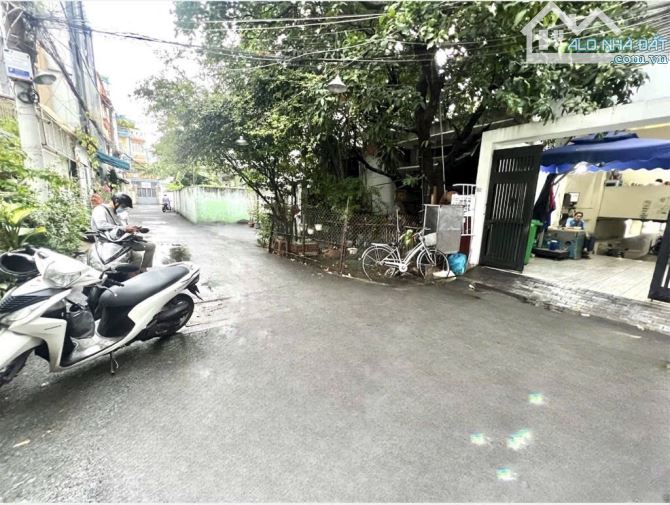 Bán Nhà Bình Thạnh - Hẻm Xe Hơi  - 5 Tầng BTCT - 50m2 - Ngang 4m - Sổ A4 - Nhỉnh 6 Tỷ TL - 1