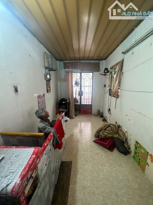 Nhà 2 tầng - Tôn Thất Thuyết - Hẻm 3m - 13.4m2 - Chỉ 2.1 tỷ - 1
