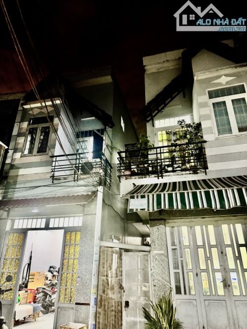 Bán nhà đường Phạm Thế Hiển Quận 8 (4m x 11m) 45m2 - 3 Tầng giá chỉ 3 tỷ nhỉnh - 1