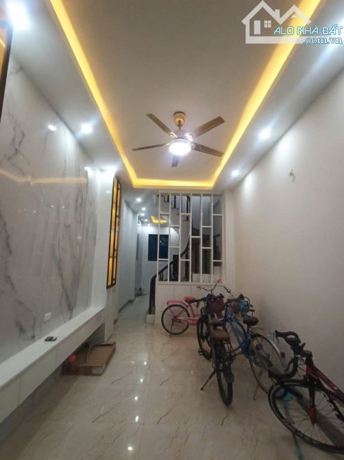BÁN NHÀ VŨ TÔNG PHAN NGÕ THÔNG -Ô TÔ NHỎ QUA NHÀ 30M RA PHỐ Ô TÔ TRÁNH 5 TẦNG  GIÁ 9,1 TỶ - 1