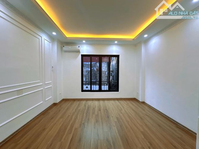 Cực hiếm ! Nhà phố Pháo Đài Láng, Đống Đa, DT 35m2*6 tầng, thang máy, giá hơn 8 tỷ. - 1