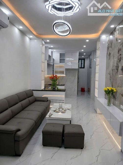 BÁN NHÀ Ô CHỢ DỪA ĐỐNG ĐA 13.8T - 1