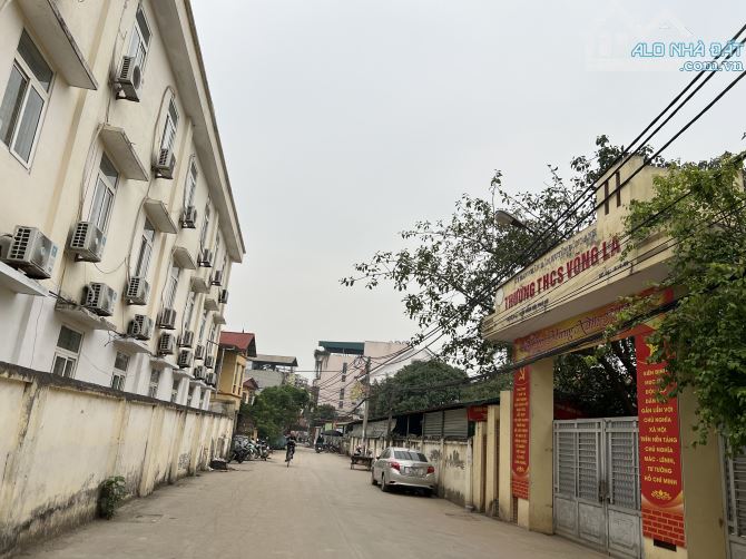 BÁN NHÀ 3 TẦNG TRỤC CHÍNH VÕNG LA, OTO TRÁNH, KINH DOANH. - 1