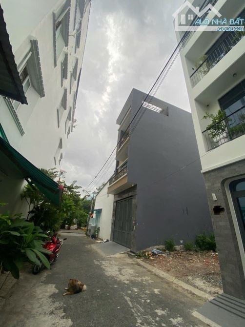 CẦN BÁN NHÀ C4 TÂN PHÚ KHU VIP TÔ HIỆU - 2 MẶT HẺM XE HƠI CỰC THOÁNG - DT 78M2 - 1