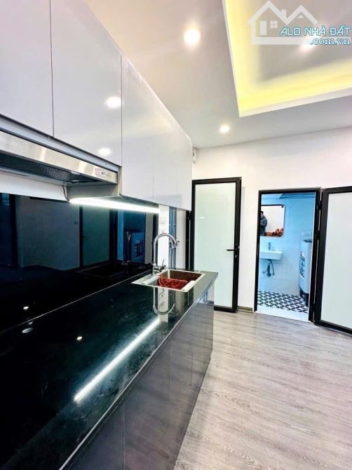 Tạp thể Kim Liên🔥2 Ngủ🔥Sổ 23m2🔥Nhà Đẹp🔥Khép  Kín🔥Sổ riêng🔥2.85 Tỷ - 1
