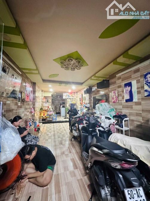 TRẦN VĂN THÀNH - 64 M² - MẶT TIỀN KINH DOANH TRONG CHỢ - DÒNG TIỀN CHẢY ĐỀU 1 NĂM 360 TRIỆ - 1
