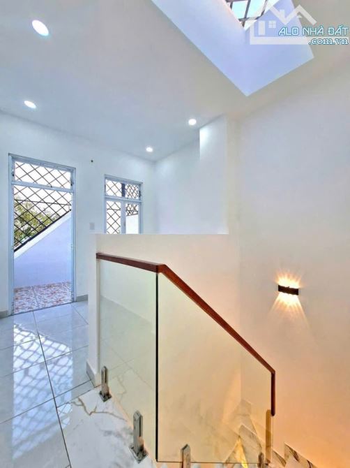 Bán nhà Full nội thất hẻm xe hơi Huỳnh Tấn Phát, Nhà bè, Dt 3,2x14m, 3 lầu. Giá 2,55 tỷ - 12