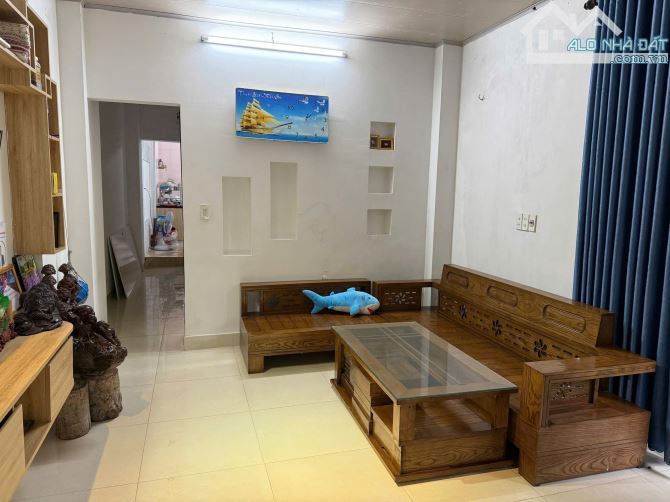 NHÀ 2 TẦNG ĐẸP TỪ DÂN KIÊN CỐ SAU LƯNG ĐÀN NAM GIAO - P.THỦY XUÂN - 13