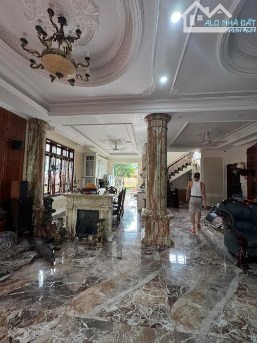 🏰 Biệt Thự 316m² Đằng Hải Hải An – 3 Tầng – Sân Vườn Rộng – Nội Thất Xịn 💰 Giá: 17.8 tỷ - 14