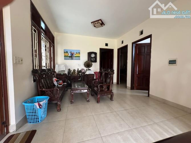 🏰 Biệt Thự 316m² Đằng Hải Hải An – 3 Tầng – Sân Vườn Rộng – Nội Thất Xịn 💰 Giá: 17.8 tỷ - 15