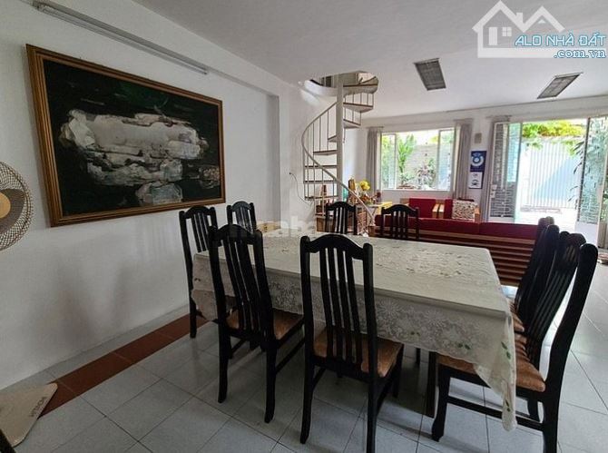 Bán gấp Biệt Thự,HXH,Nam Kỳ Khởi Nghĩa, Phường,7,Quận,3,Dt: 7,2x18m.4 Lầu,Thang Mấy 40 Tỷ - 1