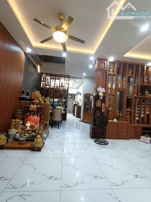 RẺ NHẤT KHU VỰC – VỊ TRÍ GẦN ỦY BAN PHƯỜNG LIÊN CHIỂU - 2