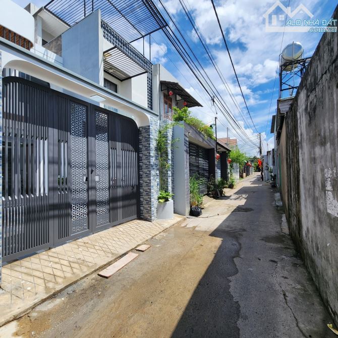 Bán căn nhà 1 trệt 1 lầu ngay sát giáo xứ Thái Hoà phường Hố Nai mới - 2