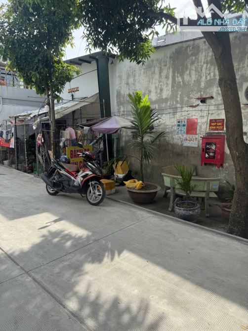 Bán đất tặng dãy nhà trọ  Nguyễn Văn Quá  Quận 12  hẻm xe hơi  5x21m  Chỉ 5.2 Tỷ - 2