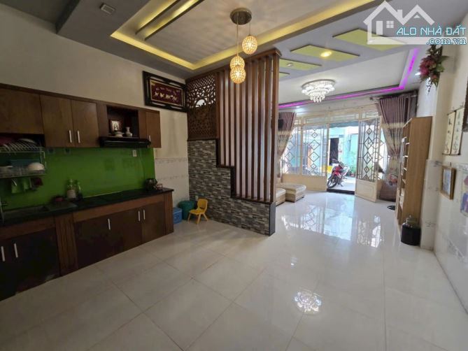 BÁN NHÀ ĐẸP LƯU HỮU PHƯỚC [P15, Q8] DT:44.3M2 (4 X11M) 2T, 2PN, 2WC CHỈ 3.79 TỶ - 2