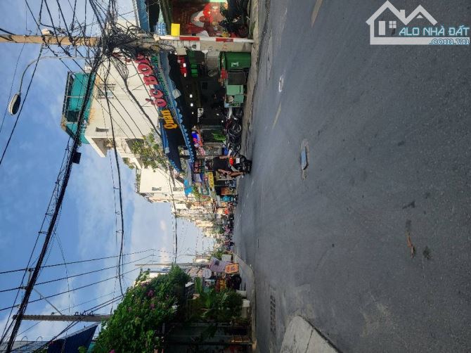 MẶT TIỀN NGUYỄN VĂN CÔNG 3 TẦNG NGANG 4.2 X 15  ĐANG CÓ DÒNG TIỀN CHO THUÊ - 2