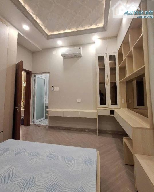 💥 Bán nhà kế bên Ngã Tư Nguyễn Thị Thập & Huỳnh Tấn Phát, p. Tân Phú, 75m2, 8.x tỷ tt - 2