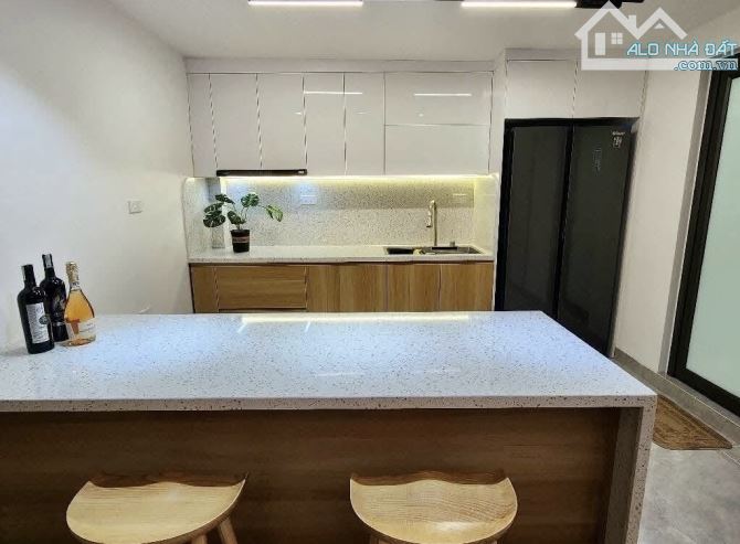 Nguyễn Đức Cảnh, 40m2 x 5 tầng, ngõ thông OTO qua, kinh doanh, full nội thất, chỉ 7.5 tỷ - 2