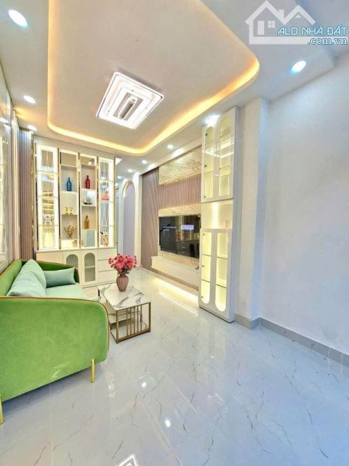Bán nhà Full nội thất hẻm xe hơi Huỳnh Tấn Phát, Nhà bè, Dt 3,2x14m, 3 lầu. Giá 2,55 tỷ - 2