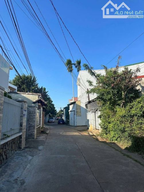 BÁN ĐẤT HẺM 104 MAI HẮC ĐẾ - DT: 4x25m - TC: 100% - H: TÂY - 2,69 TỶ - 2