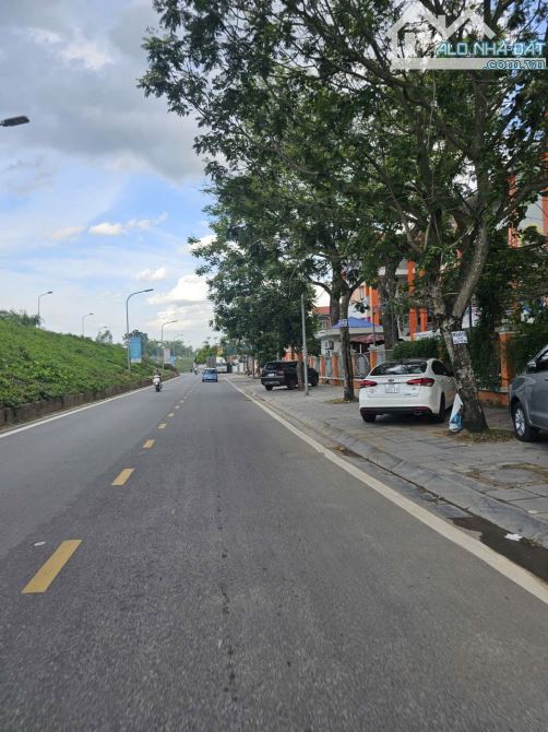 ⭐️ SIÊU PHẨM MẶT PHỐ PHÚC LỢI  LÔ ĐĂT VỈA HÈ OTO TRÁNH  KINH DOANH - 2