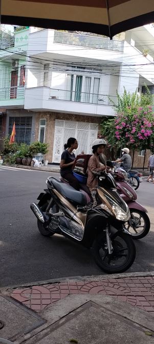 BÁN NHÀ PHỐ 5 TẦNG – NGAY TRÁI TIM QUY NHƠN 🌟 - 2